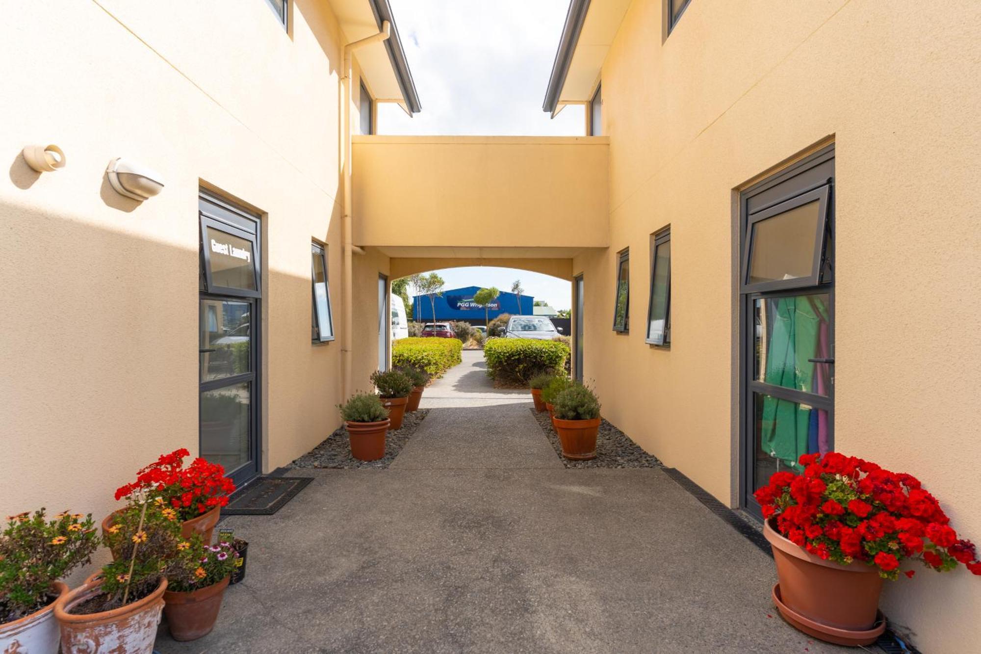 Bella Vista Motel Ashburton Bagian luar foto
